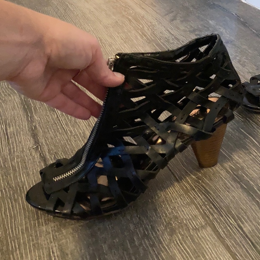 Carlos Santana size 8.5 heels/strappy boots